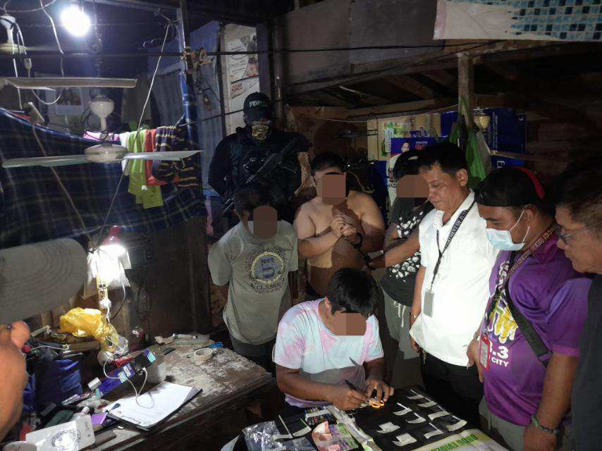 Cebu City buy-bust: 3 nabbed in Calamba drug den