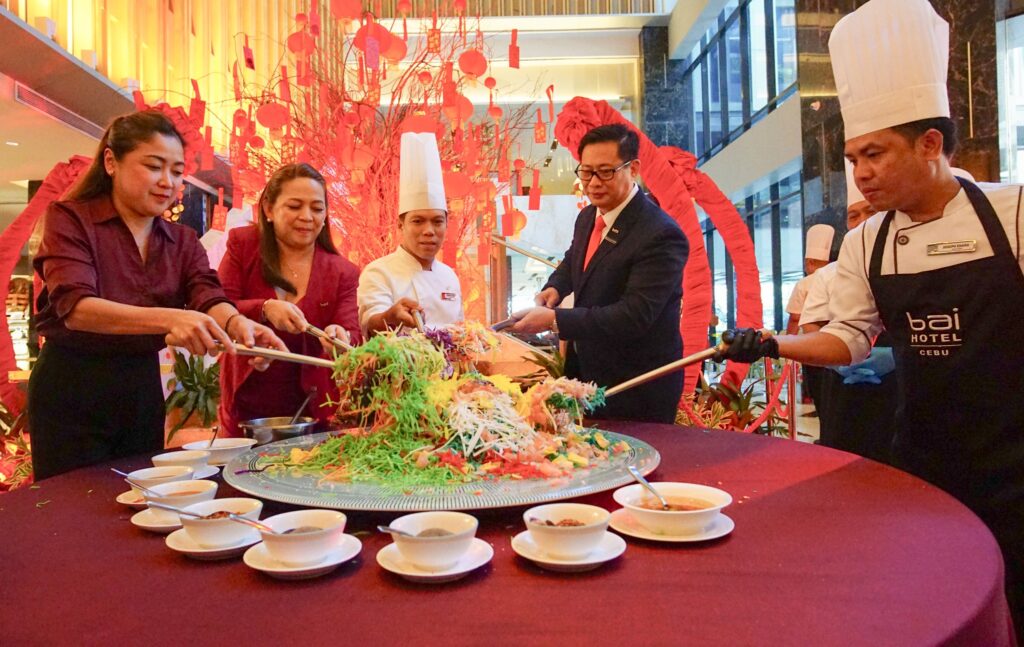 Traditional Yee Sang Tossing with Key Executives of Bai Hotel Cebu