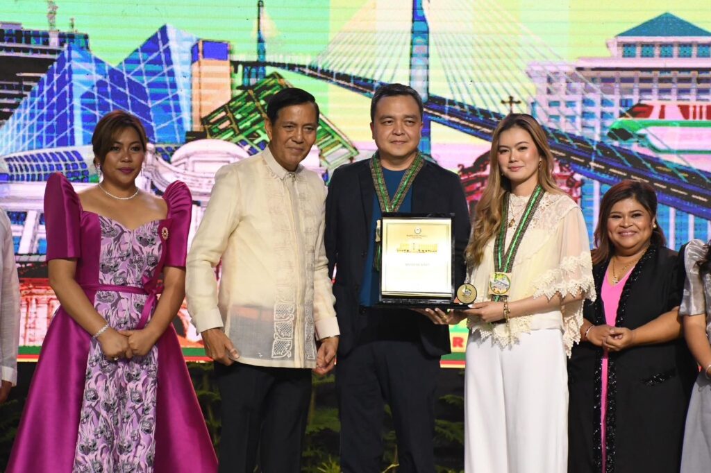 Mayor Michael Rama of Cebu City recognizes Arthaland Corporation during 87TH Charter Day Testimonial Dinner and Awards Night
