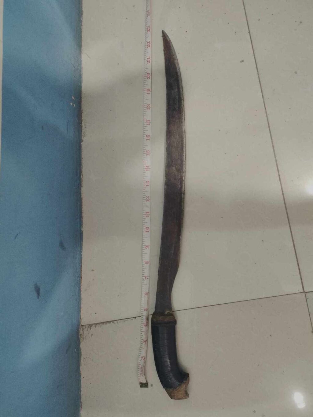 Lapu-Lapu killing: This is the bolo used in stabbing to death a construction worker on Sunday. | Lapu-Lapu City Police Office