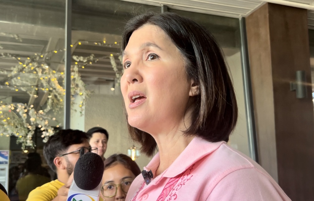 Working women told by Senator Cayetano: Do not be scared of AI