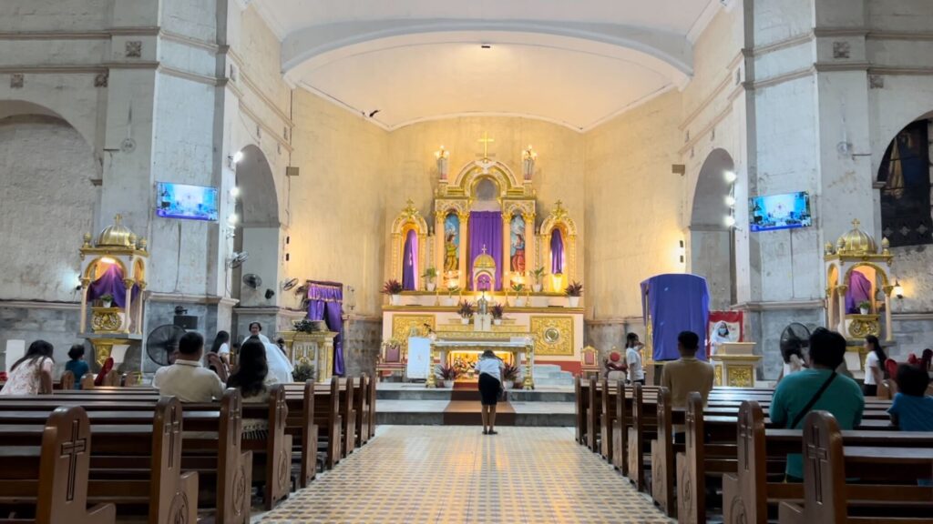This is a look going to the church's altar. CDN Digital photo/Niña Mae Oliverio