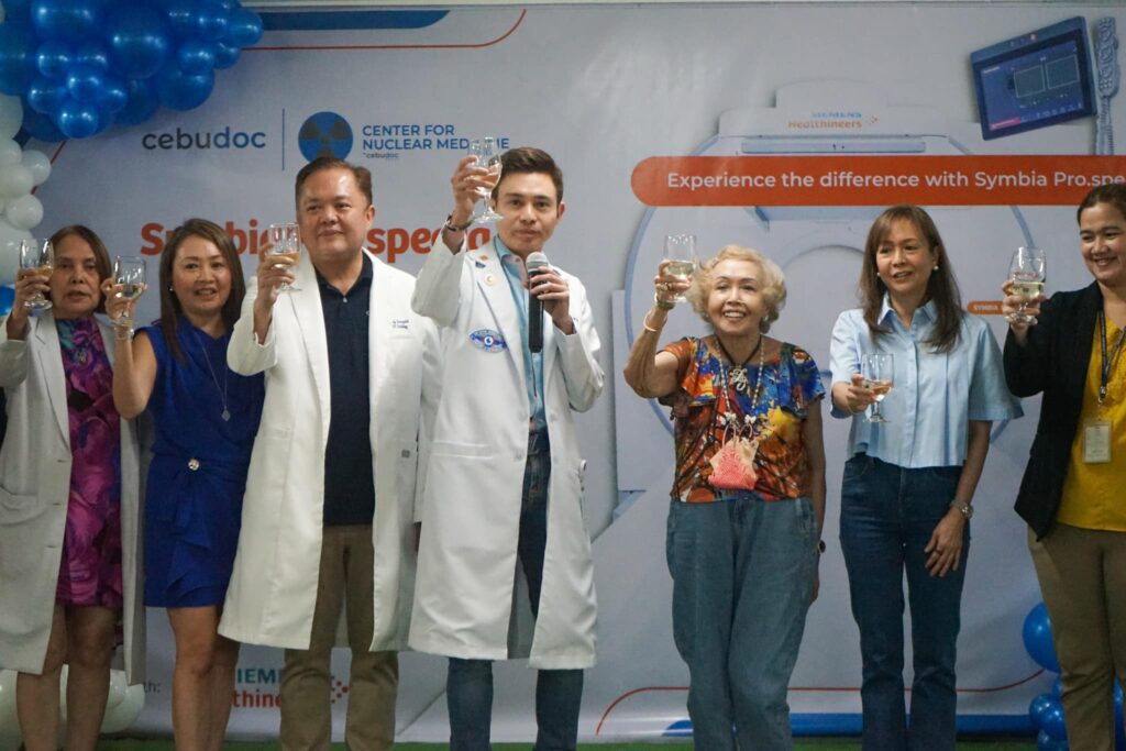 CebuDoc Group’s President and Chairman of the Board, Dr. Potenciano Larrazabal III alongside key executives of CebuDoc during the launch of the advance SPECT/CT scanning solution, Symbia Pro.specta