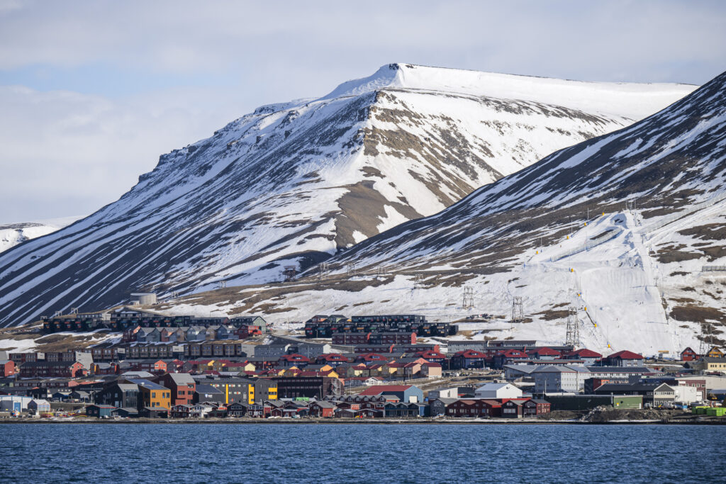 For sale: unique piece of land in strategic Arctic archipelago