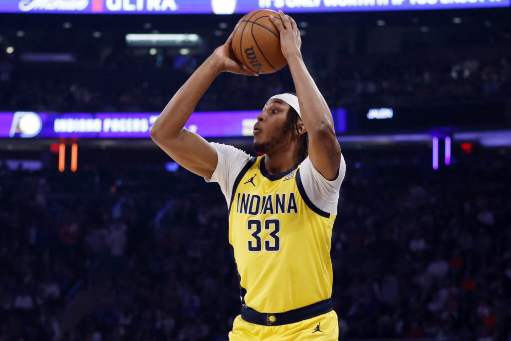 NBA: Pacers tries to even series with New York, force Game 7. Myles Turner #33 of the Indiana Pacers shoots the ball during Game Five of the Eastern Conference Second Round Playoffs against the New York Knicks at Madison Square Garden on May 14, 2024 in New York City. The Knicks won 121-91. | Getty Images via AFP