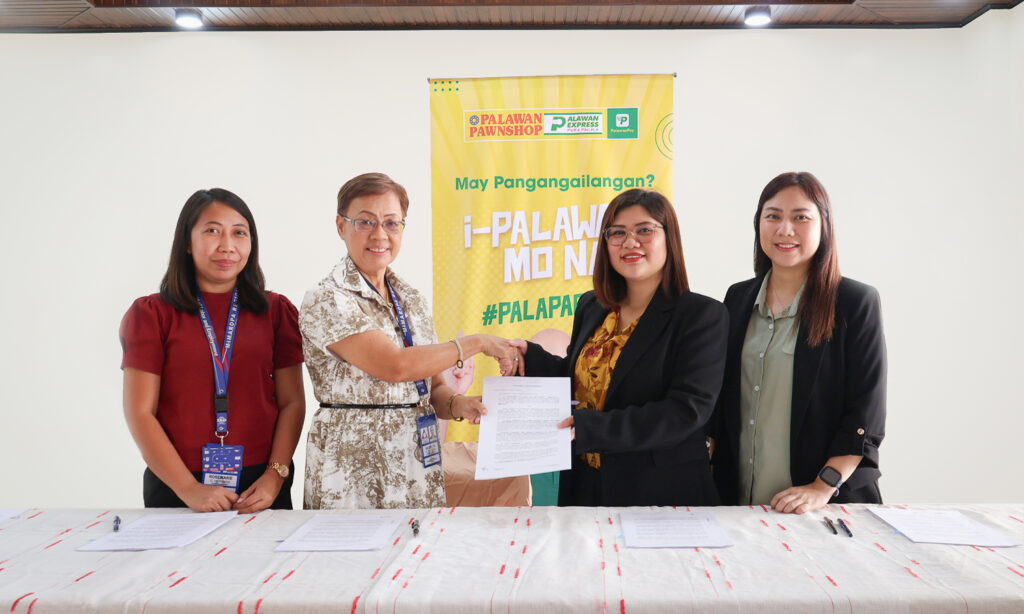 (L-R) IMSD Chief Rosemarie Hupanda, Regional Director Naoimi Lyn Abellana, Palawan Group of Companies’ Lisa Lou Castro-Sabado and Palawan Group of Companies Missy Baldemor