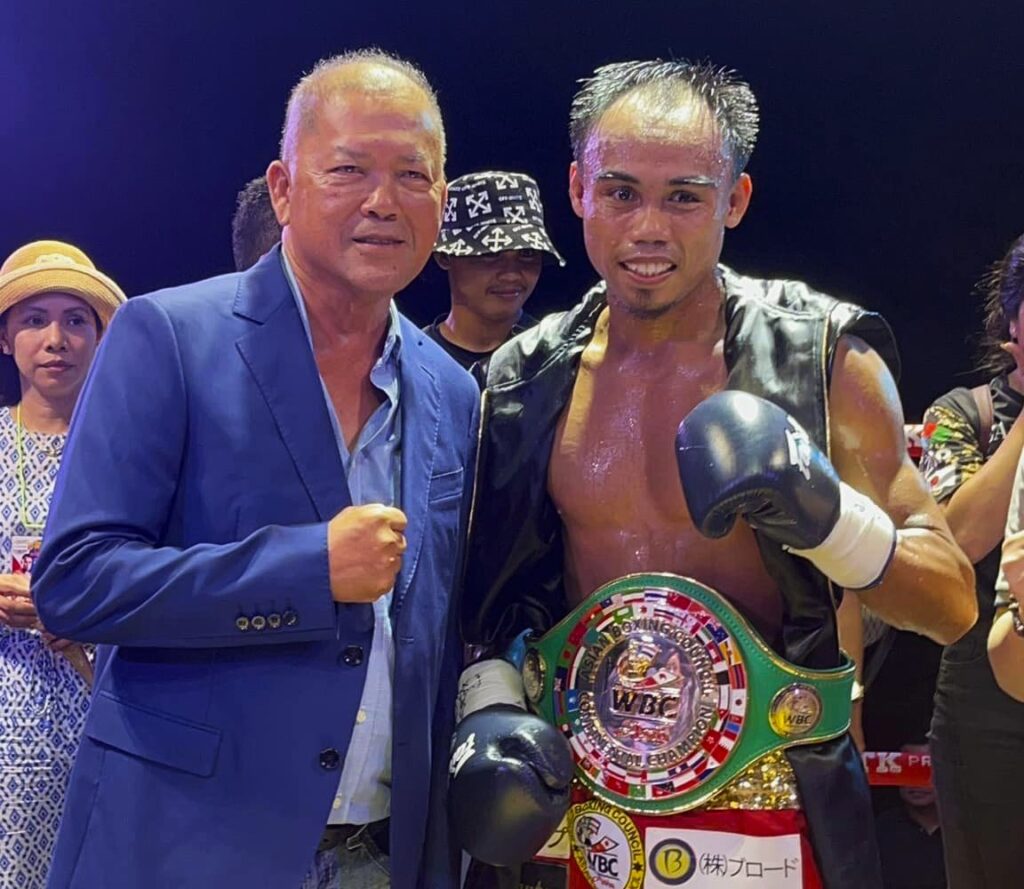 Santisima dethrones WBC Asian Continental champ in homecoming fight