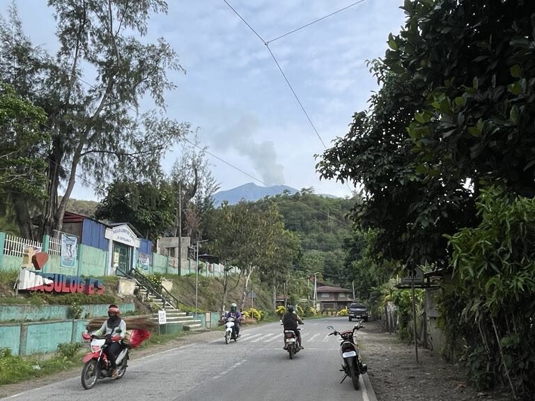 After Kanlaon eruption, no ash fall, sulfur dioxide flux expected in Cebu