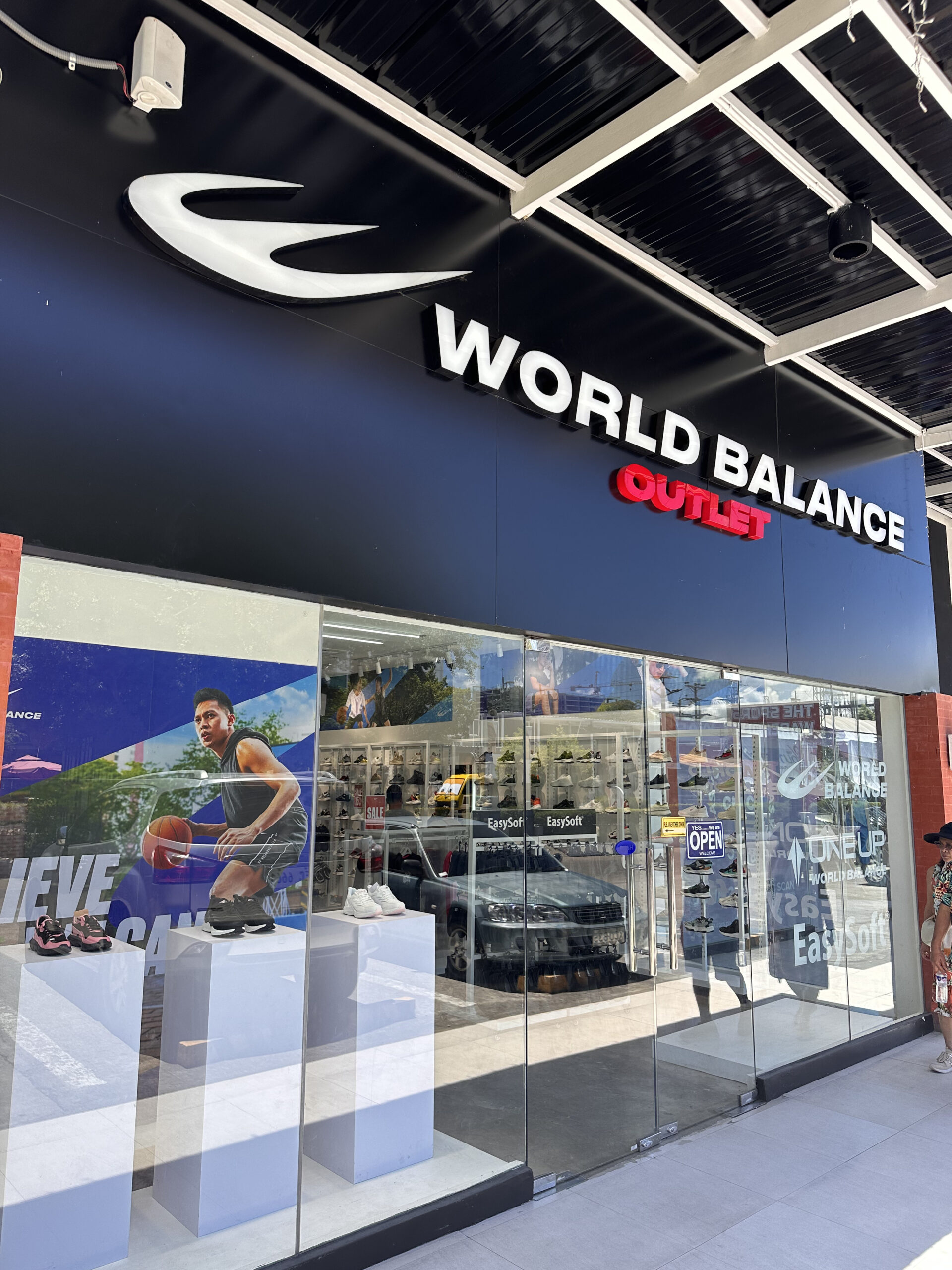 World Balance - The Outlets at Pueblo Verde