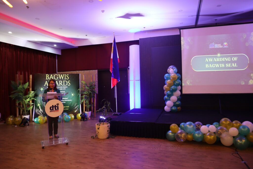 Fidela Villamor, Area Manager, North Cebu delivers acceptance speech for MRSGI