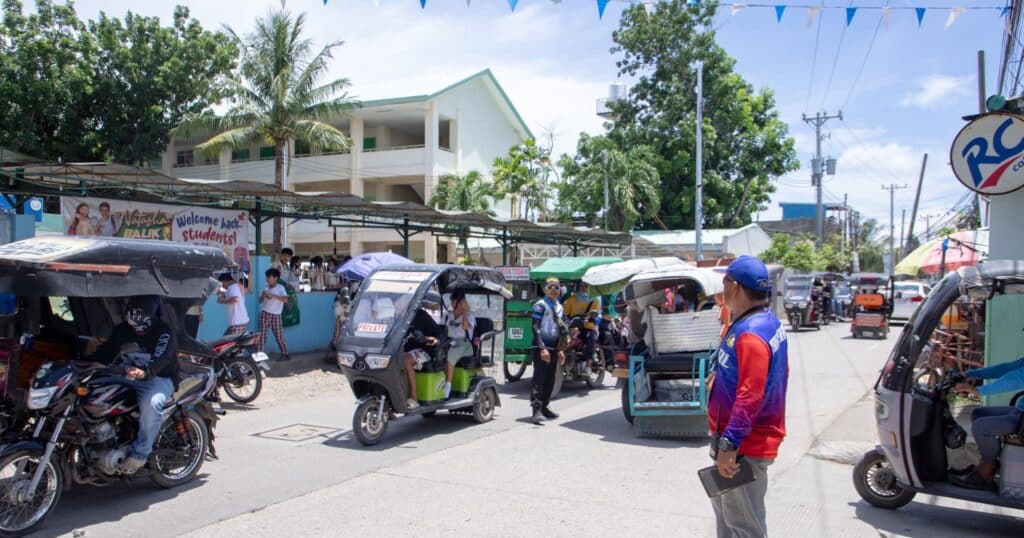 Brgy. tanods tapped to help man traffic in Lapu-Lapu City