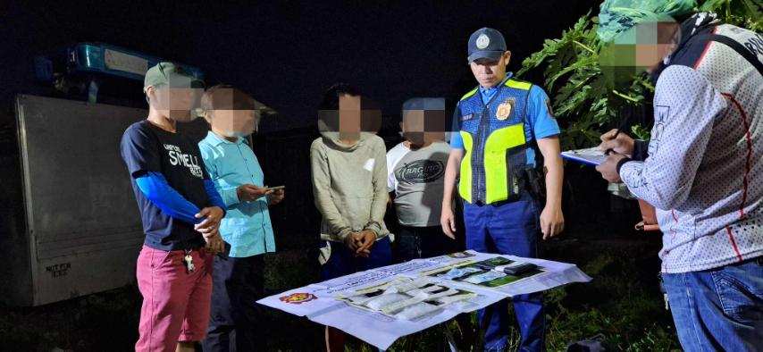 Lapu-Lapu drug bust: P1.3M shabu seized, man nabbed. In photo are Lapu-Lapu City policemen arresting a 35-year-old man, who was caught with P1.3 million worth of suspected shabu during a buy-bust operation in Barangay Agus, this city on Thursday evening, August 22. | Contributed photo