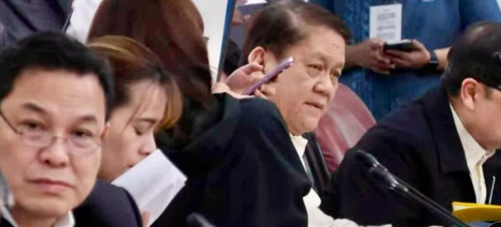 Kawit Island deal: Ombud stands by decision to clear Tomas, others. Former Cebu City Mayor Tomas Osmeña attends the House committee hearing on Pogos and EJKs.