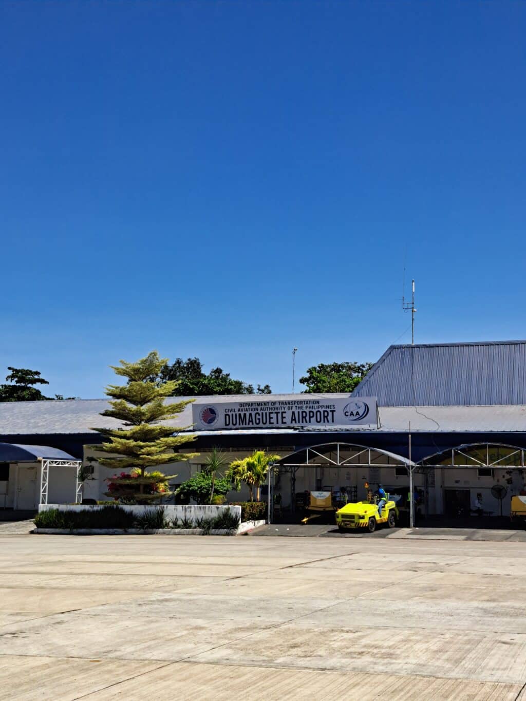 Facade of the existing Dumaguete Airport. | CDN photo by Carl Lorenciana