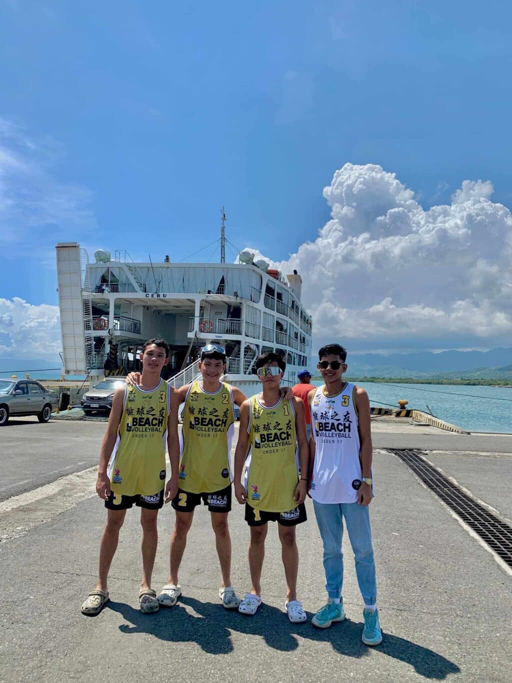 beach volleyball