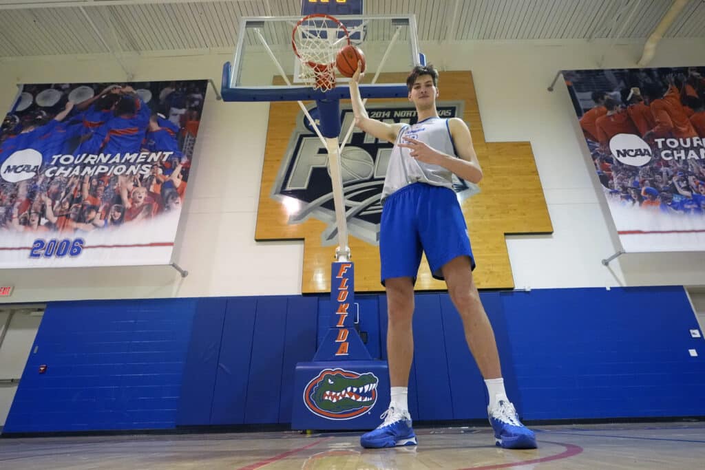 World’s tallest teen: 7’9 Rioux an intriguing basketball project. Olivier Rioux, 7-foot-9 NCAA college basketball player at Florida, poses for a photo after practice, Friday, Oct. 18, 2024, in Gainesville, Fla. (AP Photo/John Raoux)