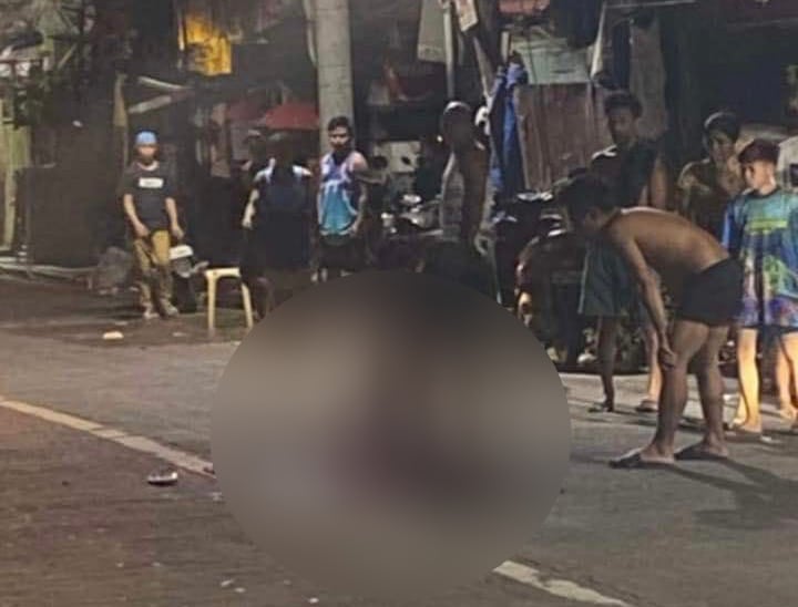 Cebu City shooting update: Personal grudge may be motive in attack. Residents of Brgy. Day-as in Cebu City rush out of their homes after learning of a shooting incident involving a man who was sitting by the side of the road at past 4:00 a.m. on Wednesday, October 30. | Paul Lauro