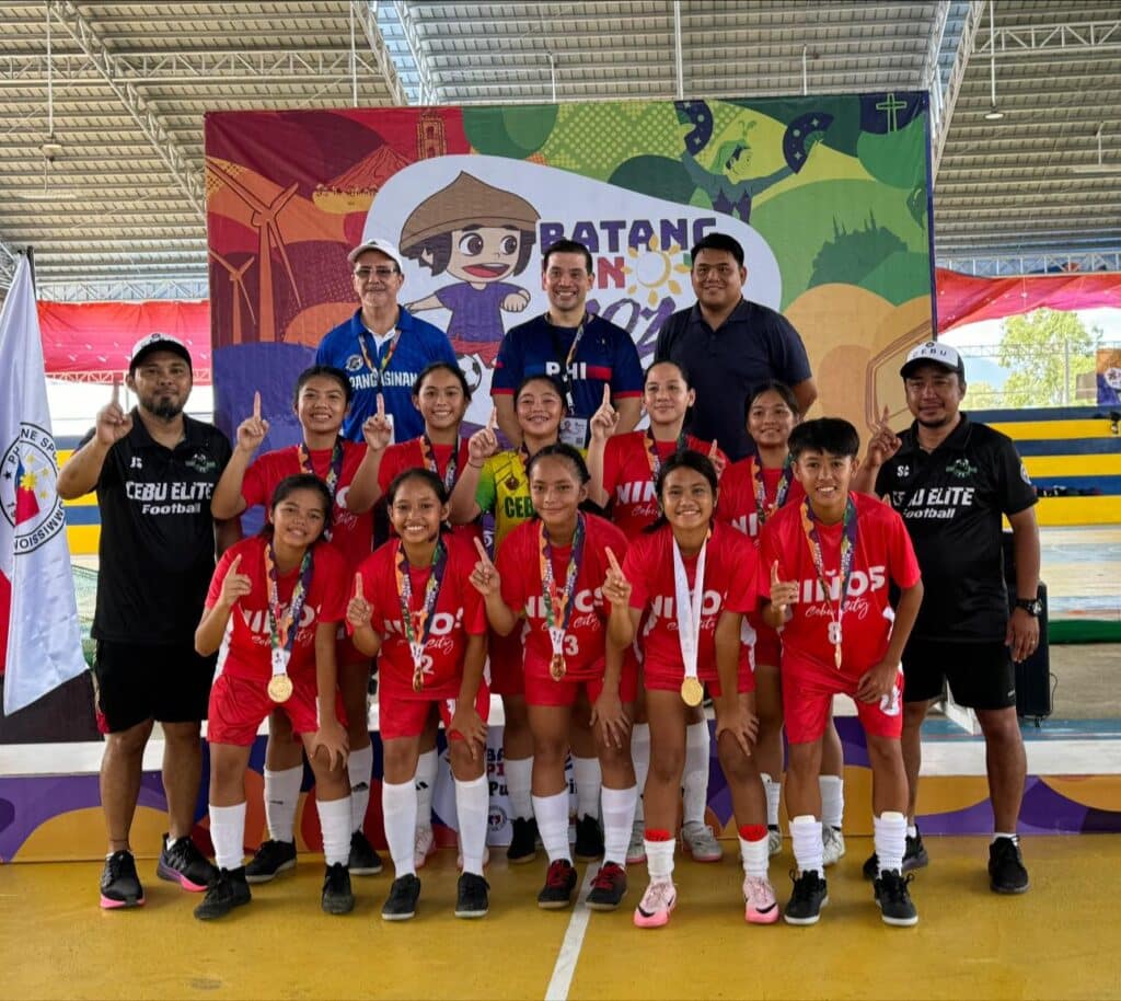 Cebu City's gold medalists in weightlifting during the Batang Pinoy National Finals in Puerto Princesa City, Palawan. | Photo from Christopher Bureros. 