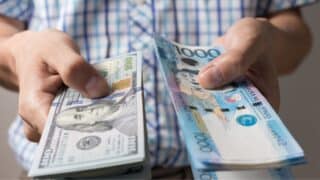 Palace working with BSP, economic team to address weak peso