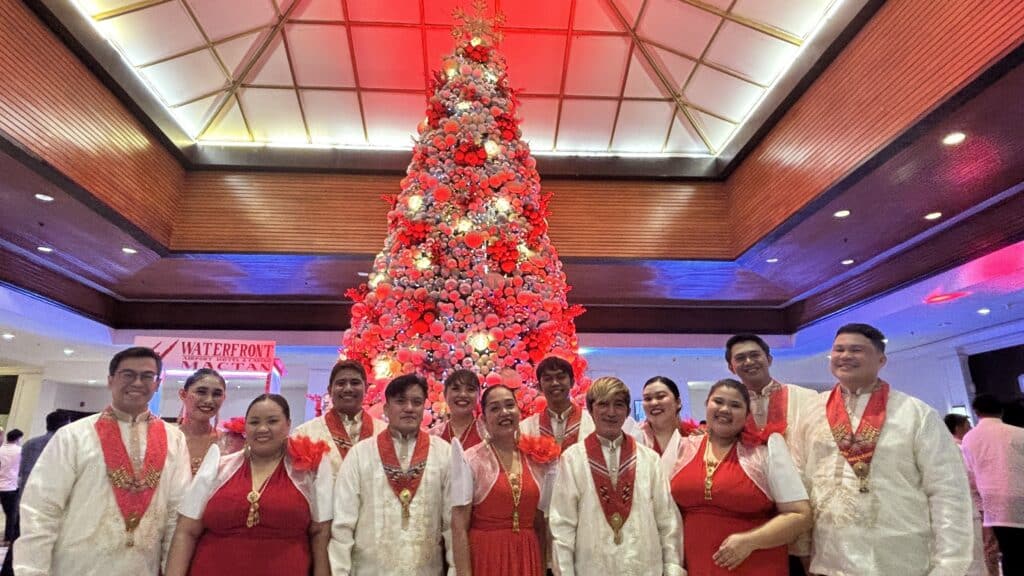 Waterfront Airport Hotel and Casino lights up 'Bayanihan Tree' – Showcasing Cebuano flavors to the world this Christmas season