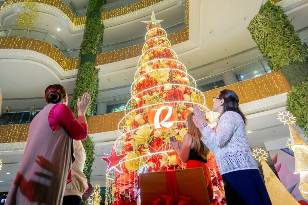 A season of sparkles: The Christmas tree lightings that made Cebu shine this year