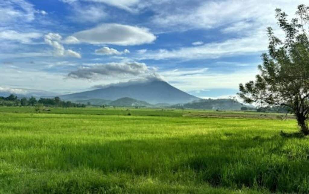 Mt. Kanlaon as seen from Pontevedra, Negros Occidental (Photo courtesy of Grace Supe)