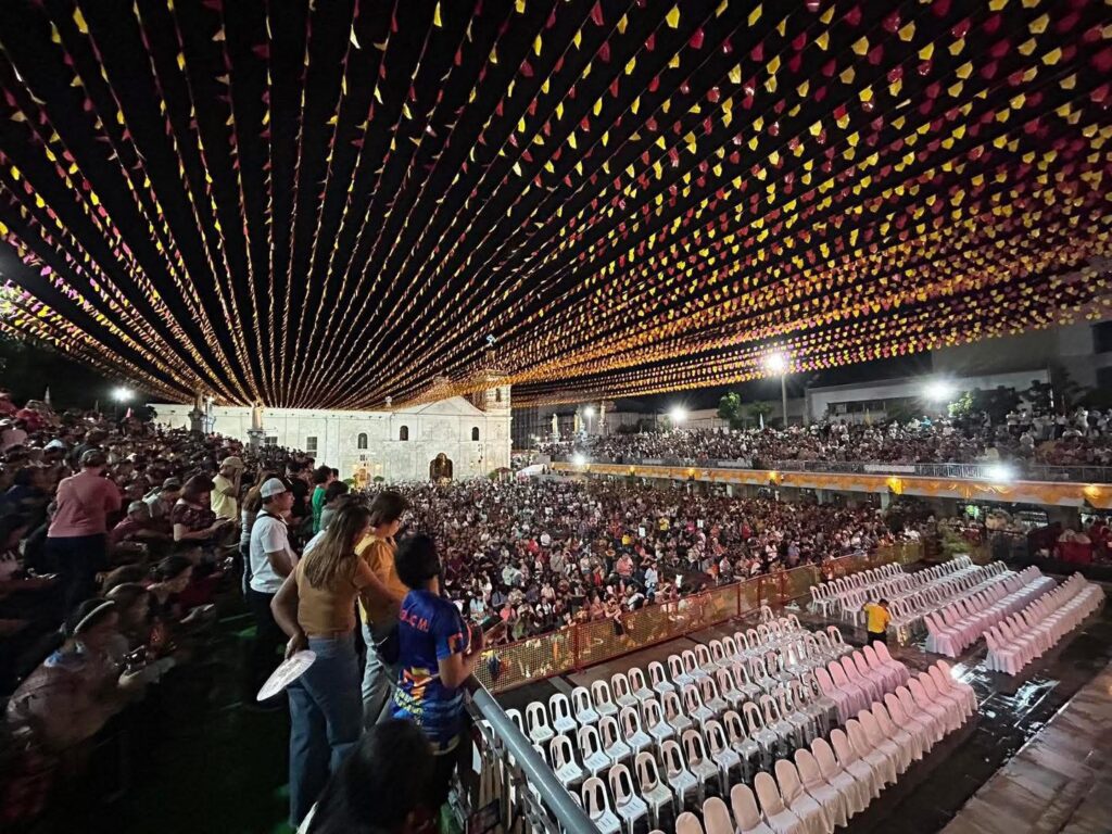 Novena mass