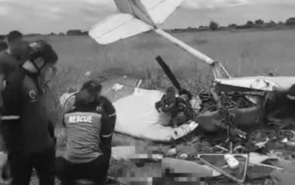 Ultralight aircraft crashes on Tarlac rice field: 2 dead
