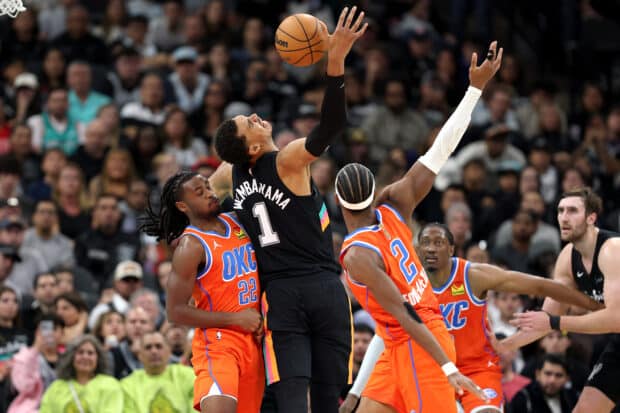 NBA: Spurs beat Thunder for 2nd time in 10 days