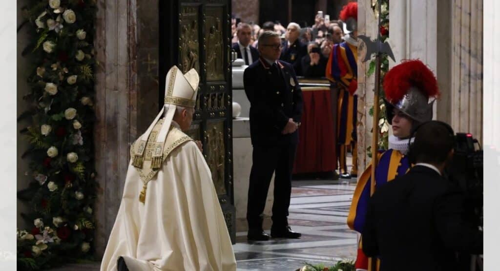 Pope Leo XIV closes 2025 Holy Year with critique of consumerism and  xenophobia | Cebu Daily News