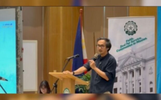 Dizon woos fresh grads to join DPWH anew