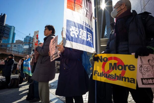 Japan resumes operations at world’s largest nuclear plant