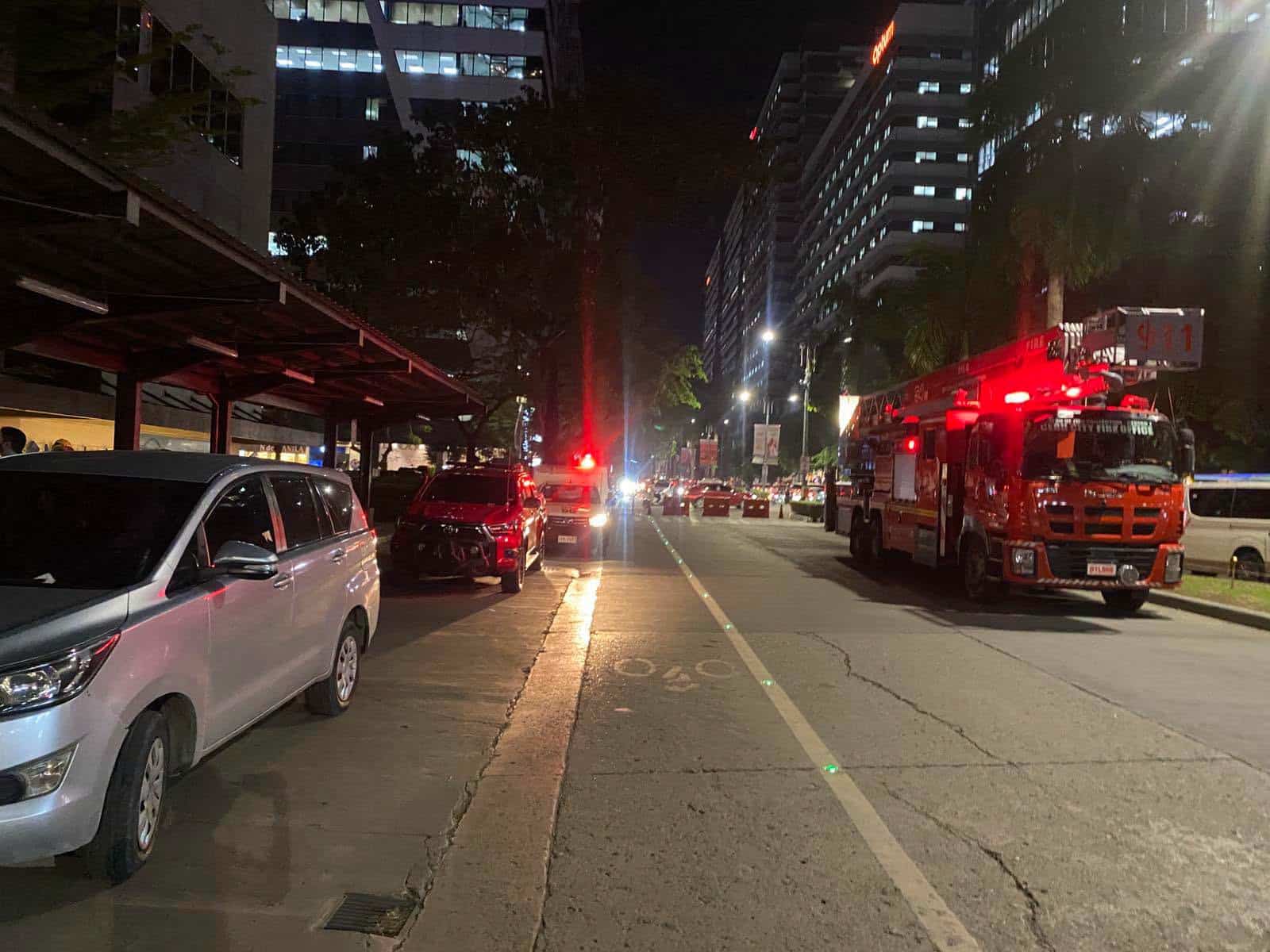 LOOK: Bomb threat disrupts operations at mall in Cebu IT Park