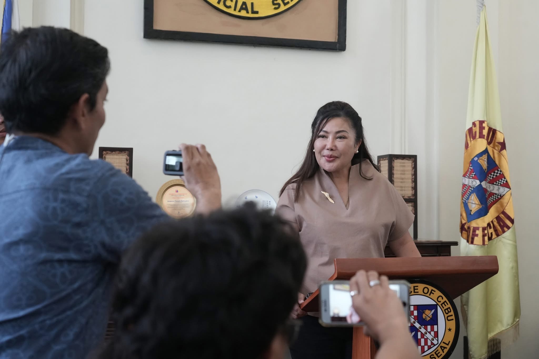 Capitol: Checkpoints ensure safety of volunteers to quake-hit towns